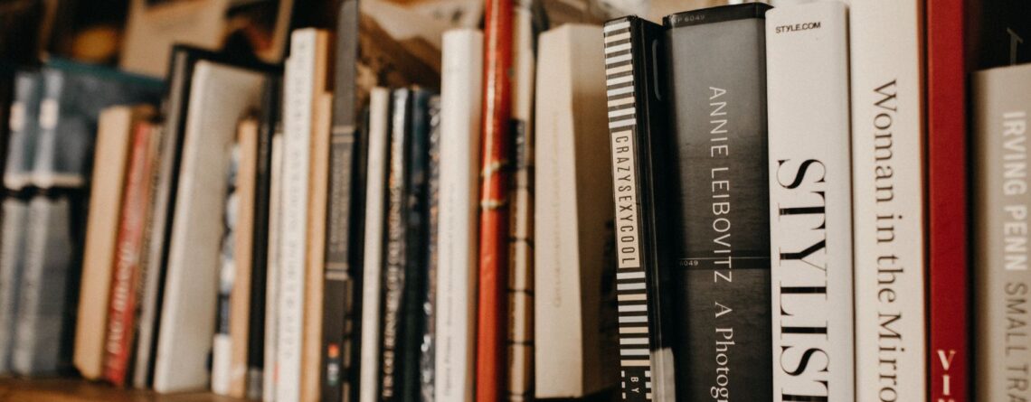 Weekly Planner: Enhancing Your Book Club Experience